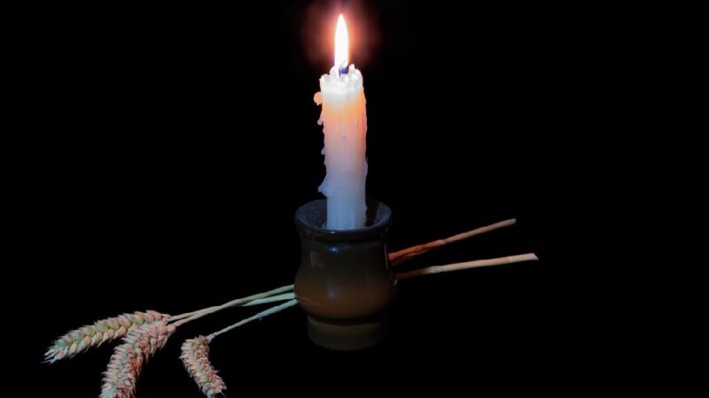 Свічки в пам’ять про жертв Голодомору